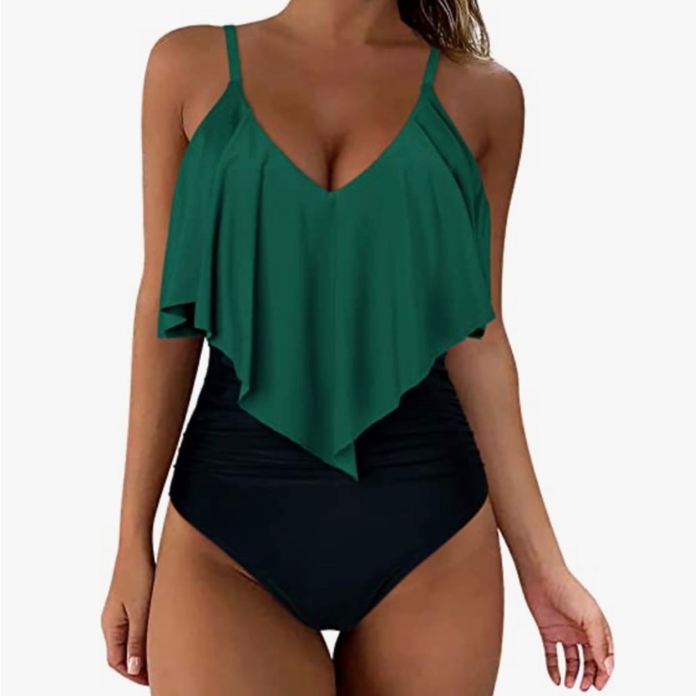 Size Large swimsuit